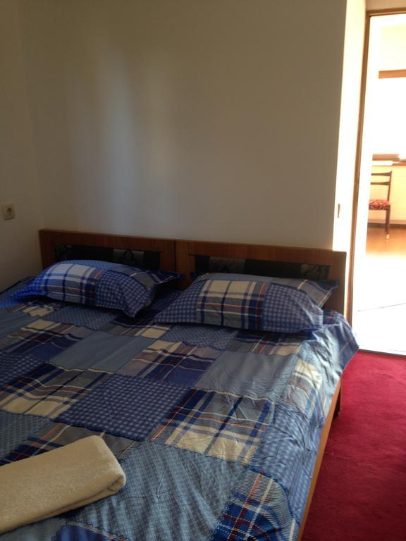 Brutarilor Guest House Cluj-Napoca Exteriör bild